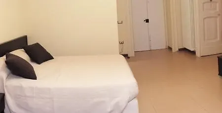 Alojamento de Acomodação e Pequeno-almoço Duomo 89